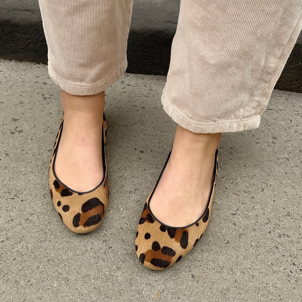Christian Dior Leopard Print Calf Hair Ballet Flats Womens 39 Us 9 Tan Black